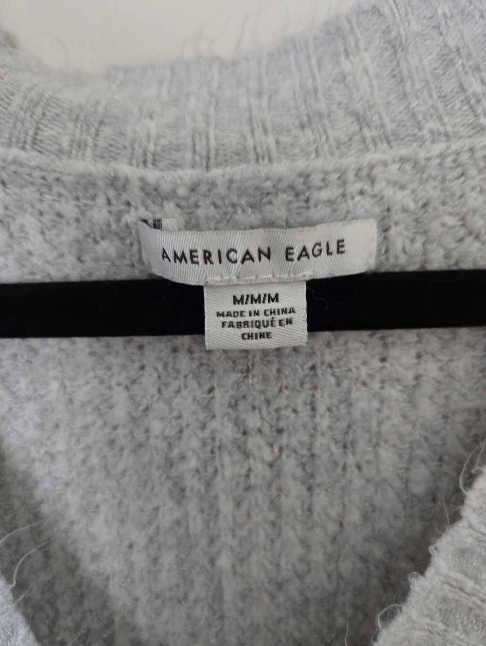American Eagle Outfitters Light Gray V-Neck Waffle Knit Sweater Oversized M - Picture 2 of 9